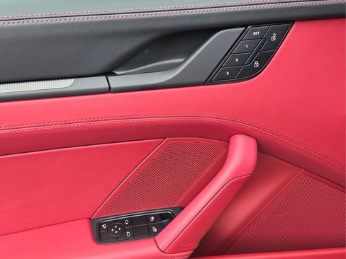 Certified 2026 Porsche 911 Targa 4 GTS AWD/4WD image 8