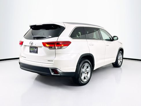 Used 2018 Toyota Highlander Limited FWD image 9