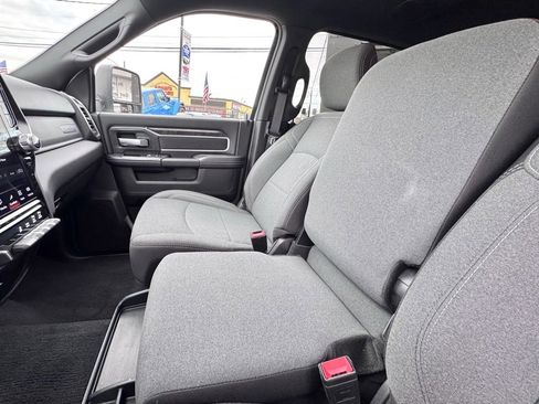 Certified 2024 RAM 2500 Big Horn w/ Night Edition image 17