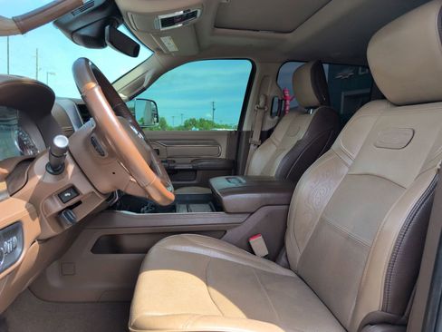 Used 2020 RAM 2500 Limited image 13