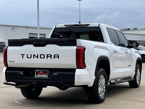 Used 2024 Toyota Tundra SR5 w/ SR5 Premium Package AWD/4WD image 4