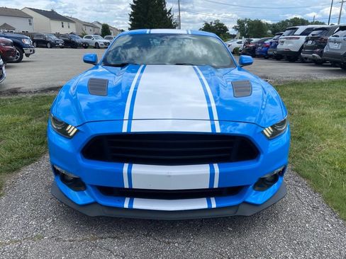 Used 2017 Ford Mustang GT w/ GT Performance Package RWD image 8