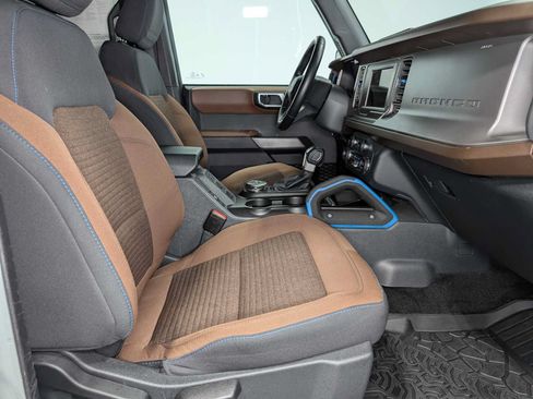 Used 2023 Ford Bronco Outer Banks AWD/4WD image 42