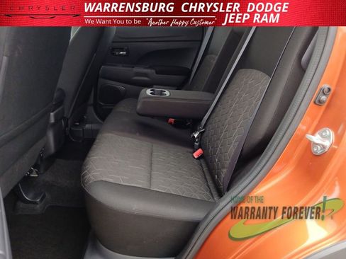 Used 2024 Mitsubishi Outlander Sport ES image 12