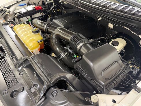 Used 2018 Ford Expedition Platinum RWD image 97