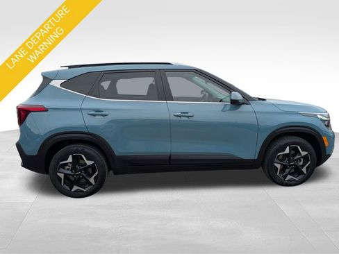 Certified 2024 Kia Seltos EX image 7
