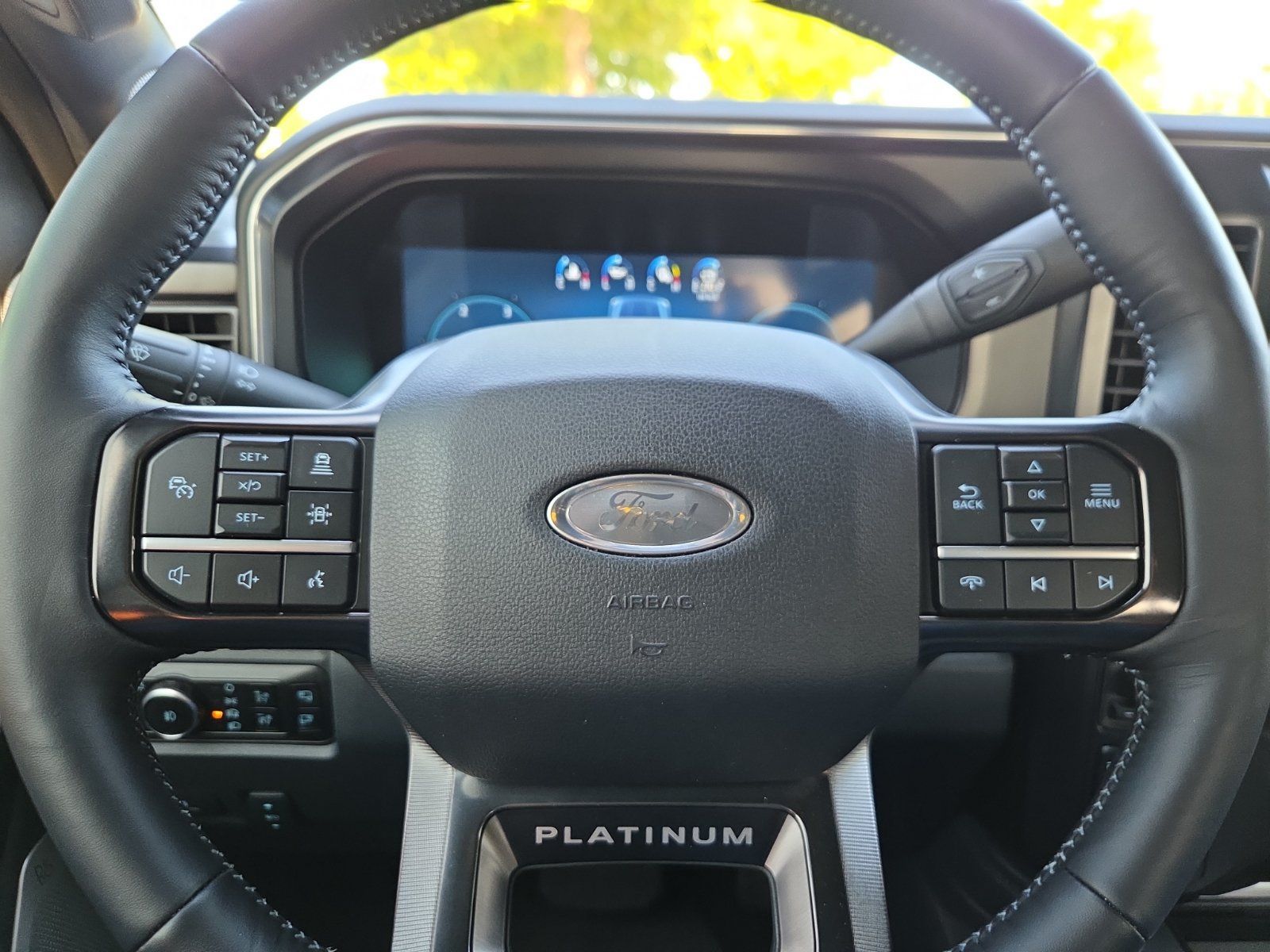 Certified 2026 Ford F250 Platinum w/ Tremor Off-Road Package AWD/4WD image 17