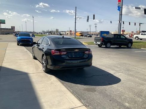 Used 2024 Chevrolet Malibu LT image 9