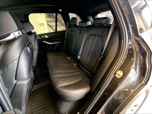 Used 2023 BMW X5 xDrive40i w/ Luxury Seating Package image 21