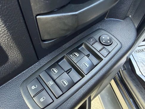 Used 2014 RAM 1500 Express image 15