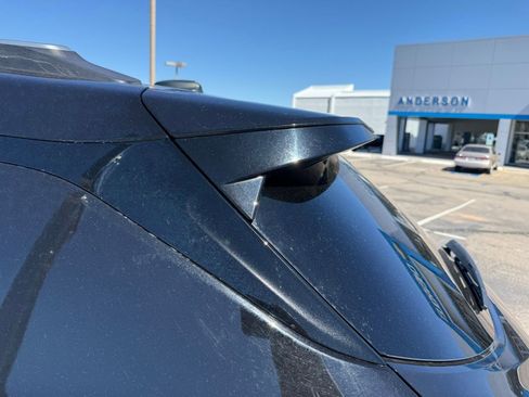 Certified 2023 Chevrolet TrailBlazer LT w/ Sun and Liftgate Package image 8