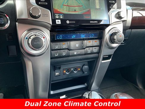 Used 2022 Toyota 4Runner Limited AWD/4WD image 15