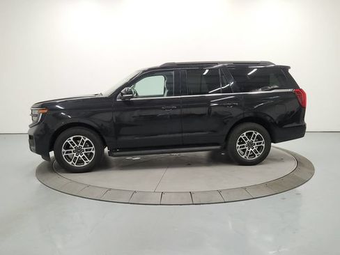 Used 2025 Ford Expedition Active AWD/4WD image 5