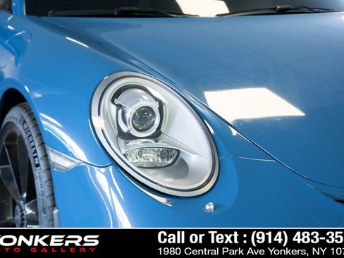 Used 2015 Porsche 911 GT3 RWD image 5