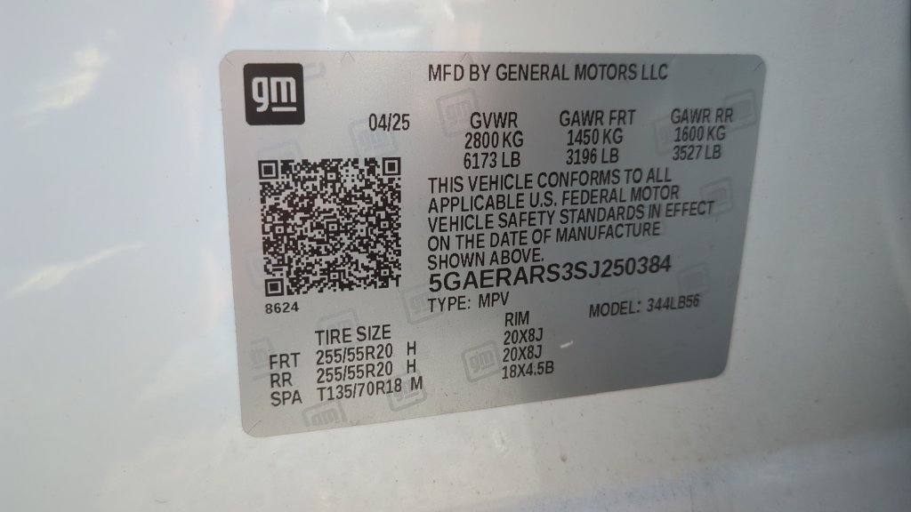 Used 2025 Buick Enclave Preferred FWD image 24