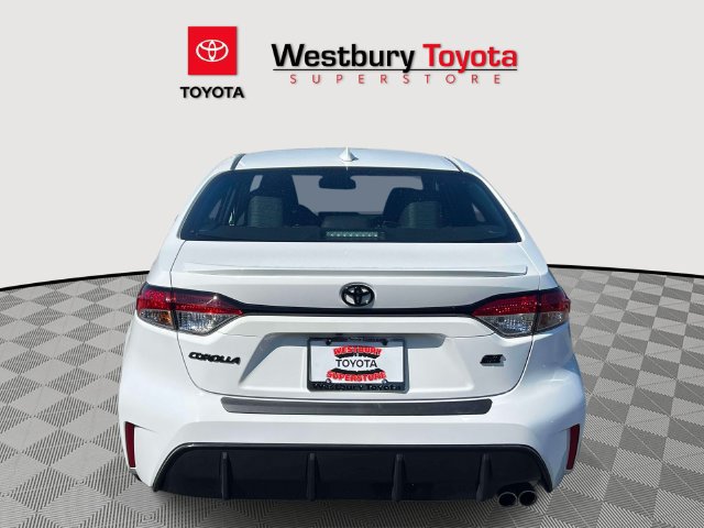 Certified 2026 Toyota Corolla SE FWD image 9