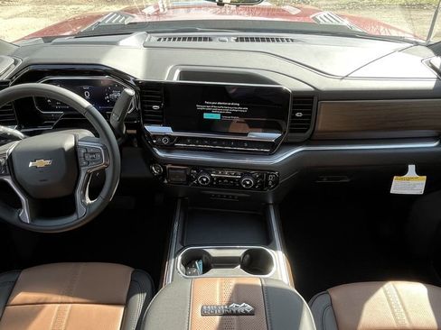 New 2026 Chevrolet Silverado 3500 High Country w/ High Country Premium Package AWD/4WD image 9