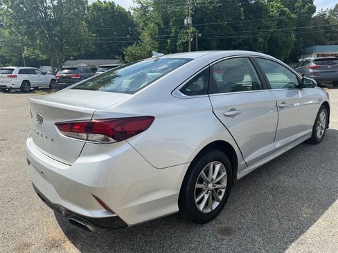 Used 2019 Hyundai Sonata SE FWD image 5