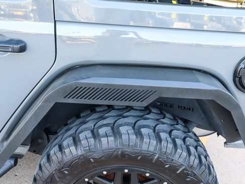 Used 2021 Jeep Wrangler Unlimited Rubicon AWD/4WD image 19
