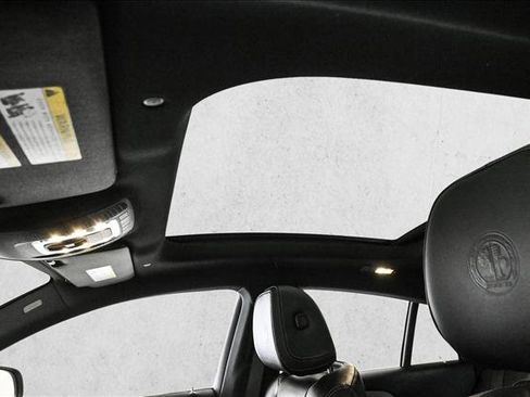 New 2026 Mercedes-Benz GLE 53 AMG 4MATIC Coupe image 17