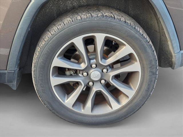 Used 2018 Jeep Grand Cherokee Limited RWD image 17