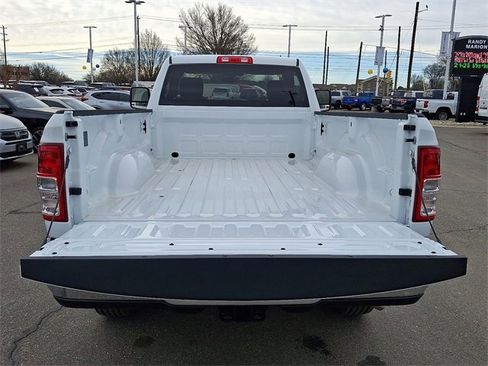 Used 2024 RAM 2500 Tradesman w/ Chrome Appearance Group image 22