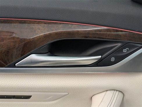 Used 2017 BMW 540i xDrive image 11