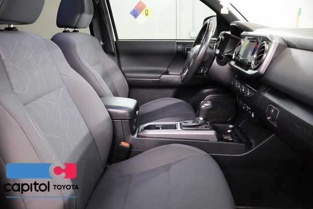 Certified 2018 Toyota Tacoma TRD Sport AWD/4WD image 26