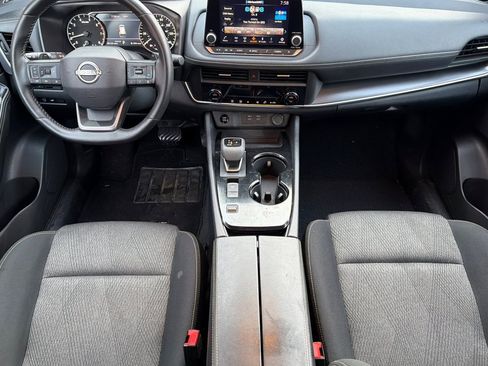 Used 2025 Nissan Rogue SV FWD image 48