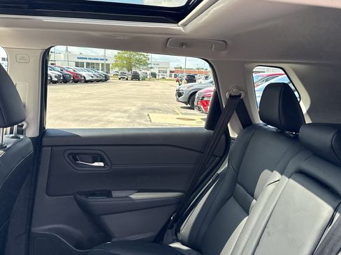 New 2026 Nissan Rogue Dark Armor AWD/4WD image 33