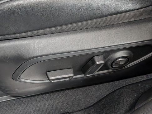 Used 2023 Jeep Grand Cherokee L Overland image 10