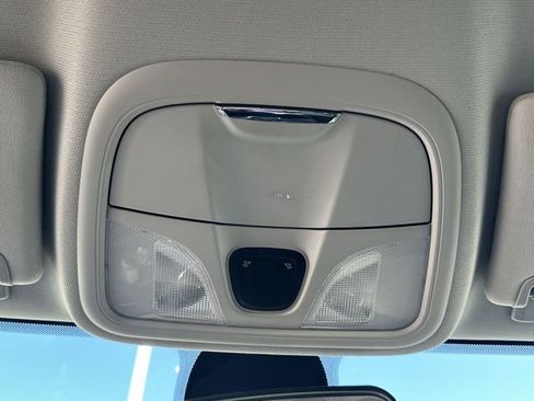 Used 2020 Jeep Cherokee Latitude image 25