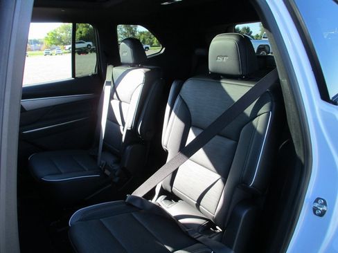 New 2026 Buick Enclave Sport Touring w/ Power Package image 16