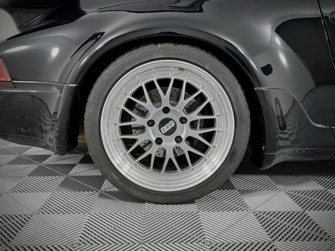 Used 1991 Porsche 911 Turbo image 17