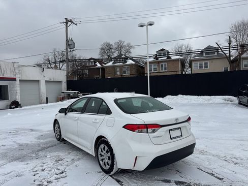 Certified 2024 Toyota Corolla LE image 3