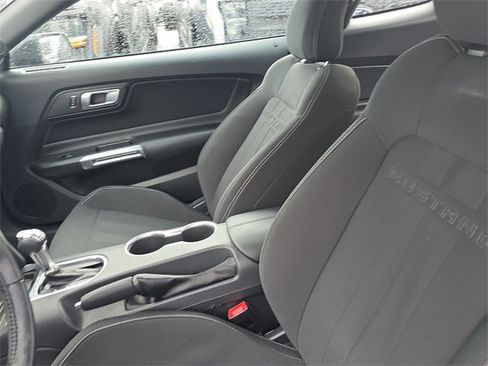 Used 2023 Ford Mustang Coupe image 10