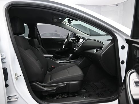 Used 2024 Chevrolet Malibu LT image 31