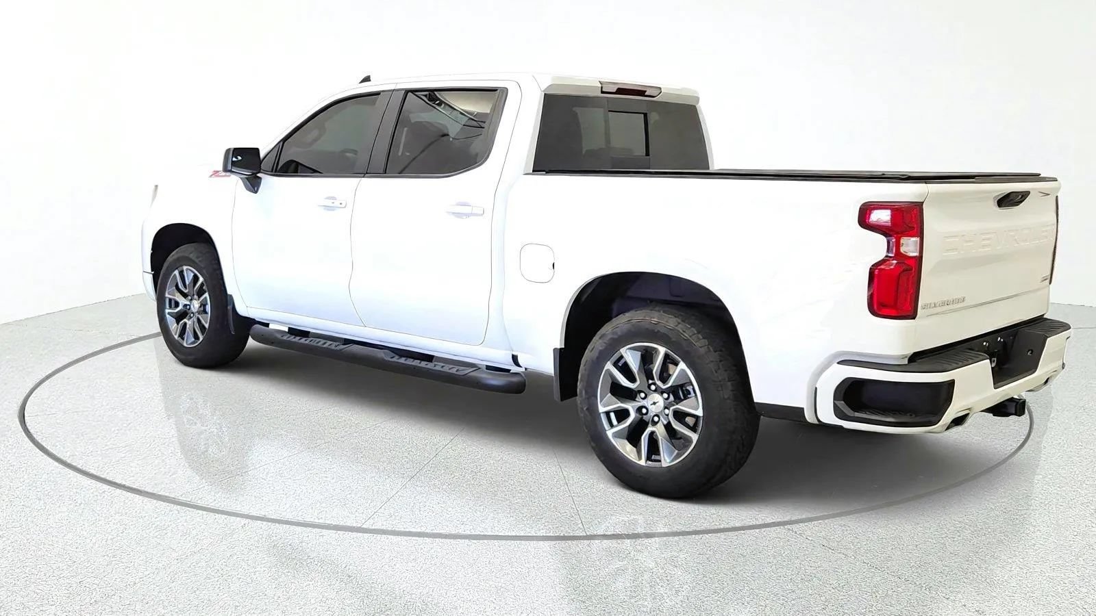 Used 2025 Chevrolet Silverado 1500 RST w/ Convenience Package II AWD/4WD image 6