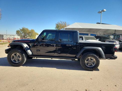 Used 2020 Jeep Gladiator Rubicon image 3