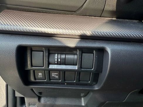 Used 2018 Subaru Impreza 2.0i Sport image 16