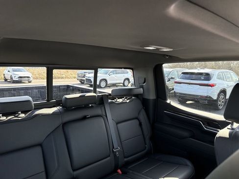 Used 2022 GMC Sierra 1500 Elevation w/ Elevation Premium Package image 14