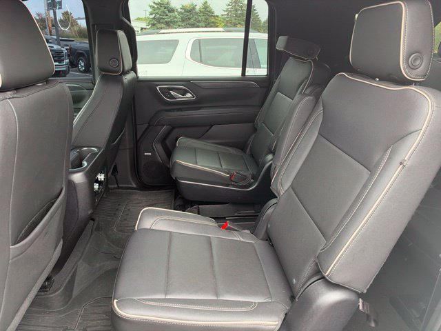 Used 2022 GMC Yukon XL SLT AWD/4WD image 22