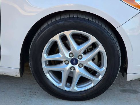 Used 2013 Ford Fusion SE image 27