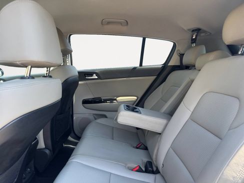 Used 2021 Kia Sportage EX FWD image 13
