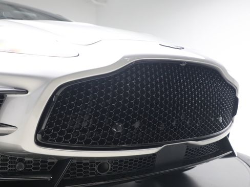 New 2026 Aston Martin DBX S image 42