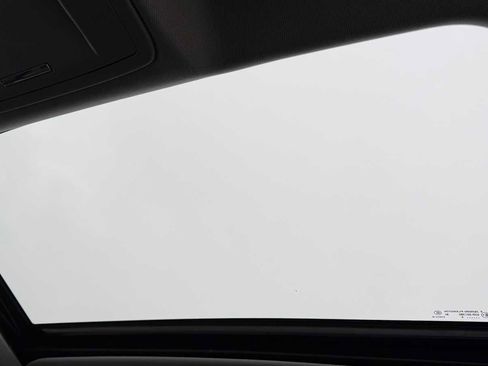 Used 2016 Chevrolet Suburban LTZ image 29