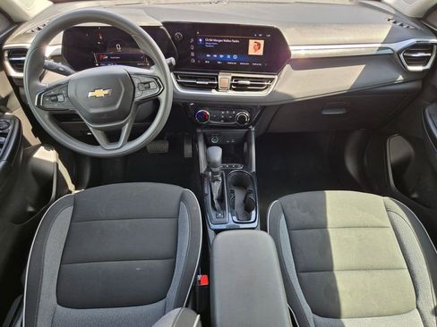 Used 2025 Chevrolet TrailBlazer LT image 20