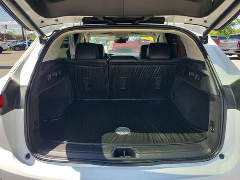 Used 2023 Buick Envision Preferred FWD image 7