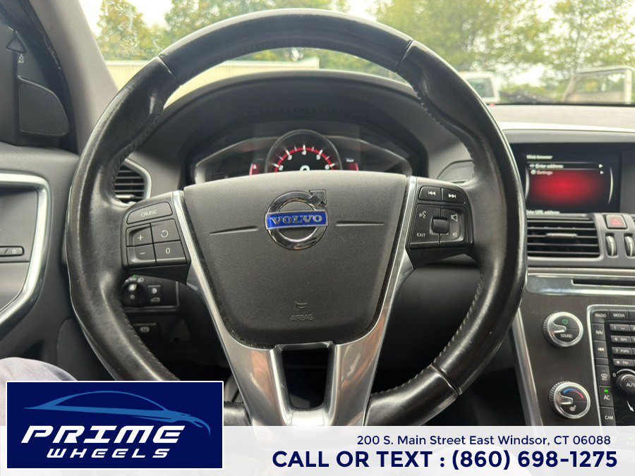 Used 2016 Volvo XC60 T6 AWD/4WD image 21