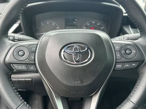 Used 2025 Toyota Corolla SE FWD image 26